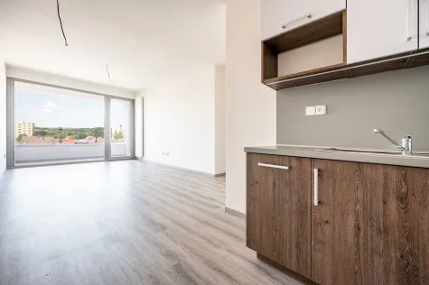 HA&EN KERAMIKA, Laminati