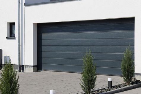 OR STOLARIJA SOFTIĆ ŽIVINICE, VL. SOFTIĆ SELMIR, Segmentna garažna vrata