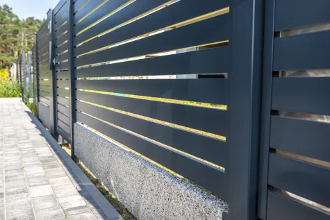 ZAVRŠNI RADOVI TEHNIKA, Aluminijumske ograde