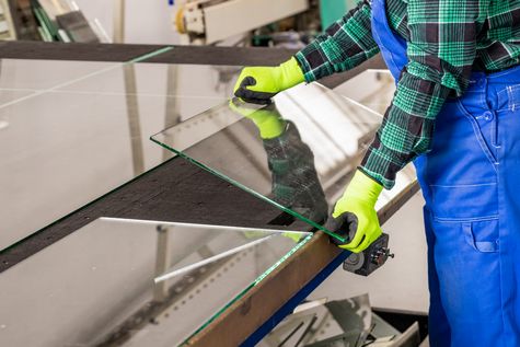 HM PLAST Tešanj, Staklo, staklorezac